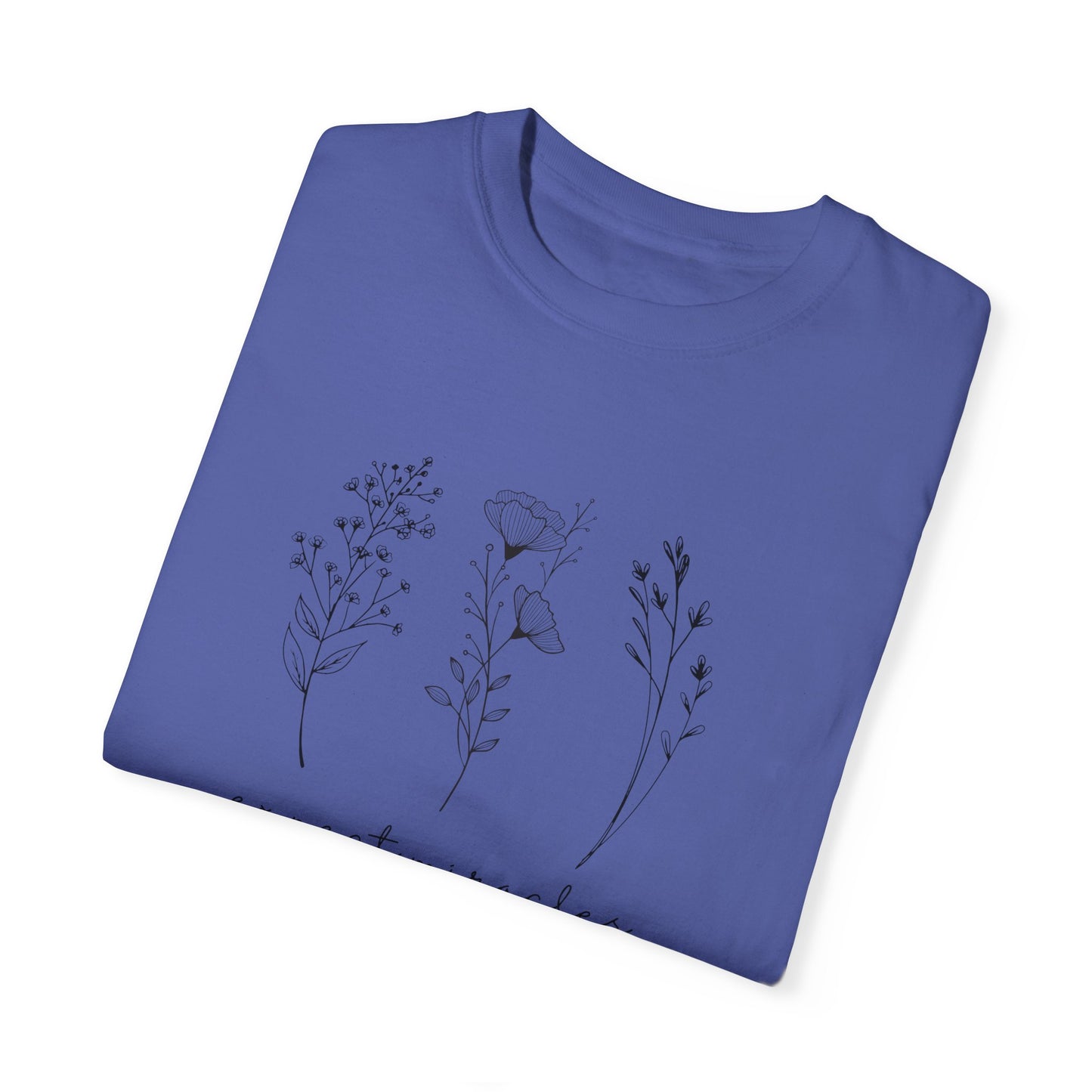 Expect Miracles with Flowers Short Sleeve T-Shirt